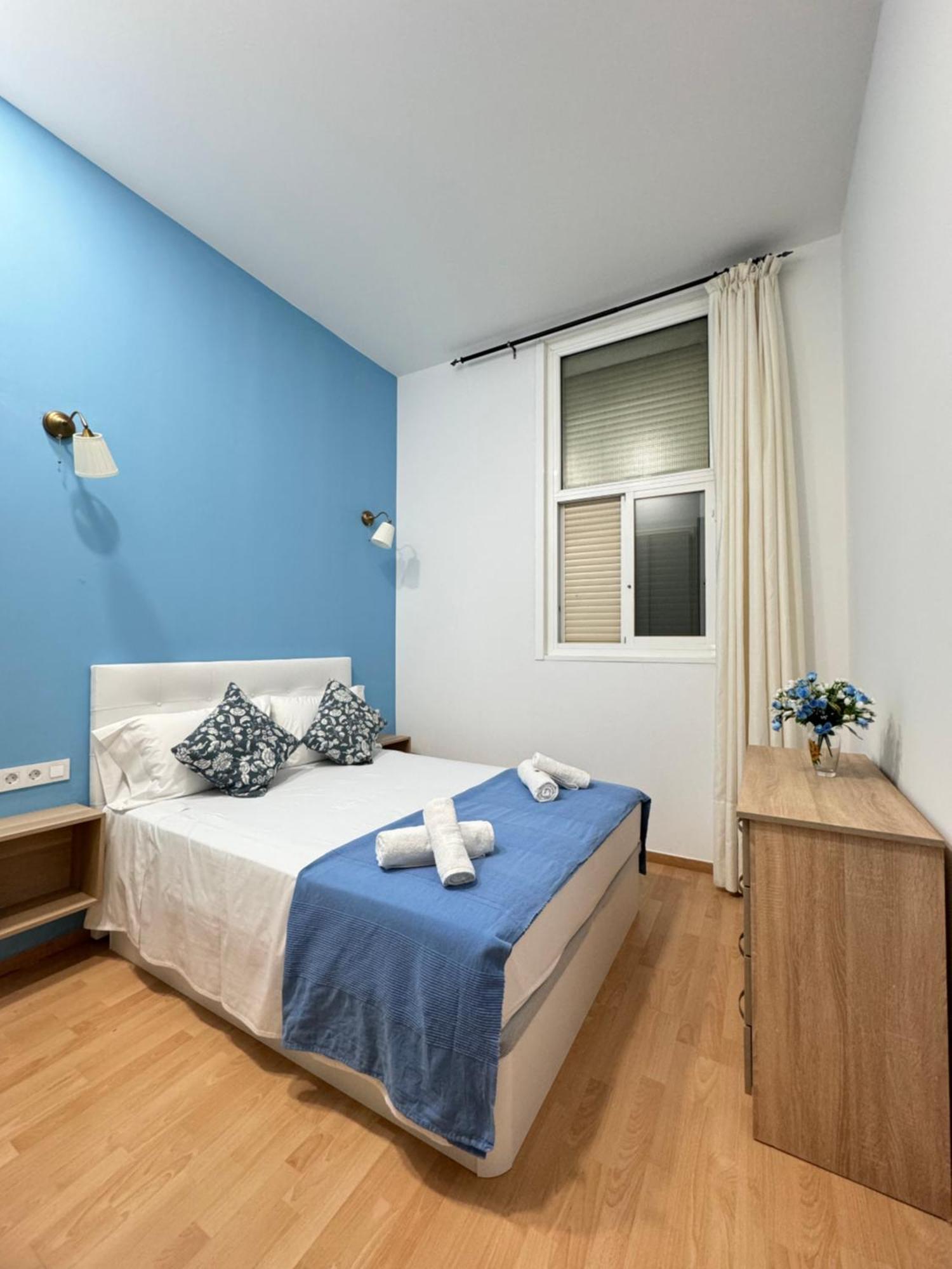 Pamis Apartament Sants, Barcelona Luaran gambar