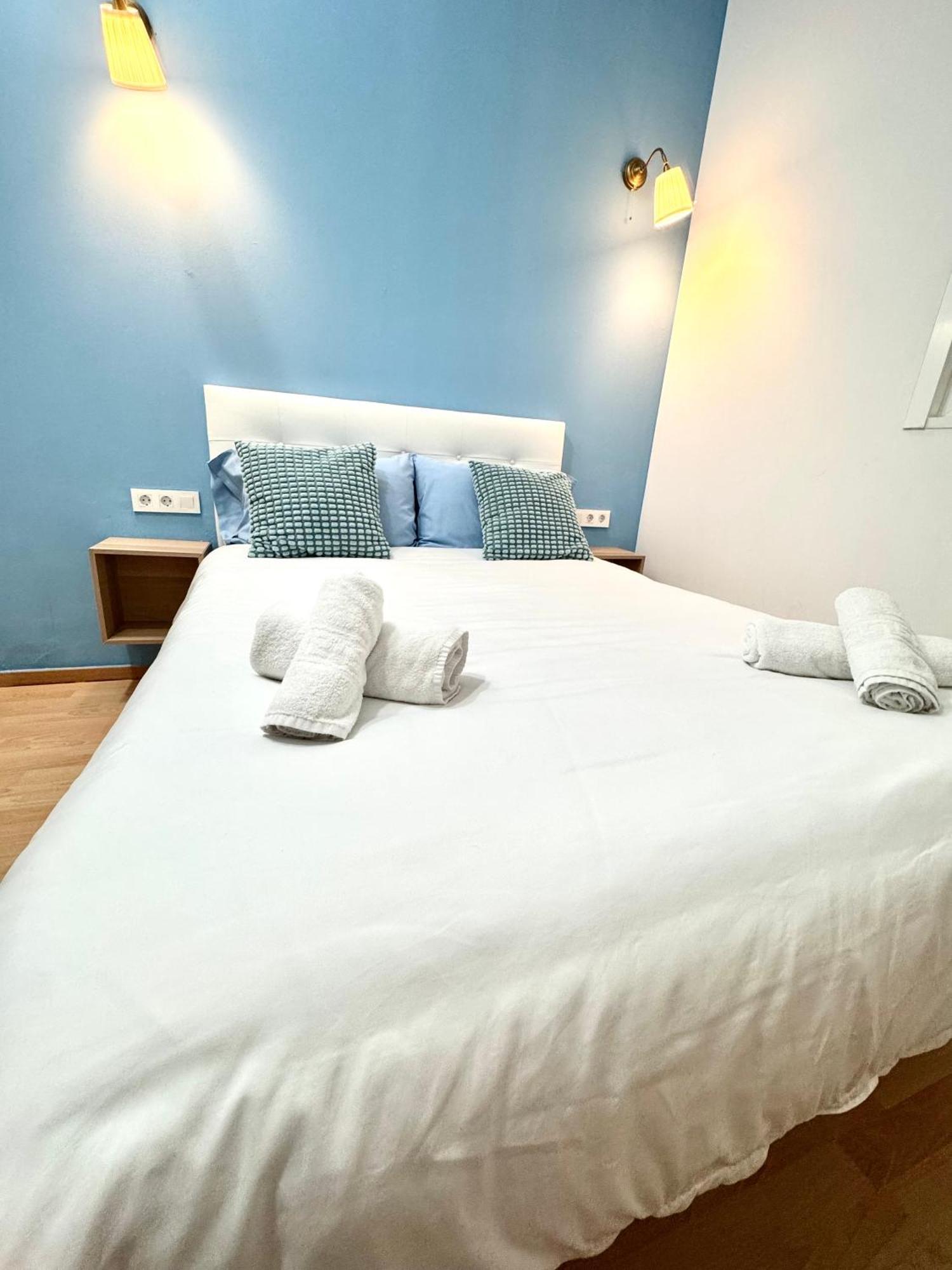 Pamis Apartament Sants, Barcelona Luaran gambar